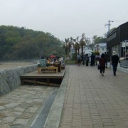 沙弥島・西の浜の家